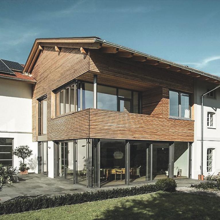 Single-Family Home Grabenstätt, Detail Detail single-family home with garden by daylight